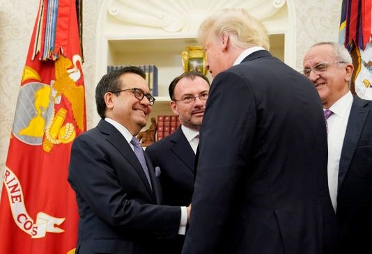 Thỏa thuận NAFTA sơ bộ giữa Mỹ và Mexico: Liệu tương lai của thương mại Bắc Mỹ đang định hình? (29/8/2018)
